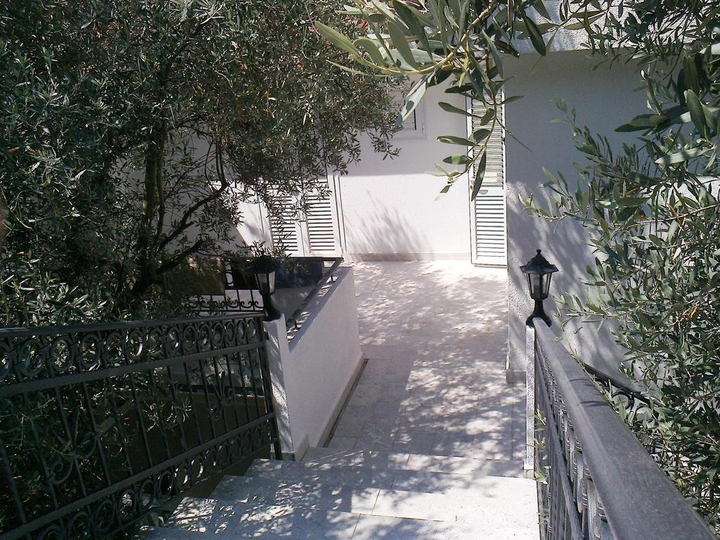 Oaza Guest House Sveti Stefan Ngoại thất bức ảnh