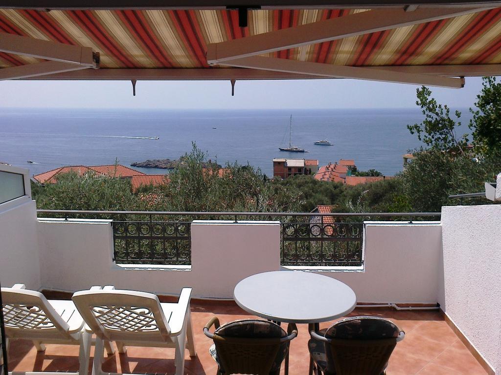 Oaza Guest House Sveti Stefan Ngoại thất bức ảnh